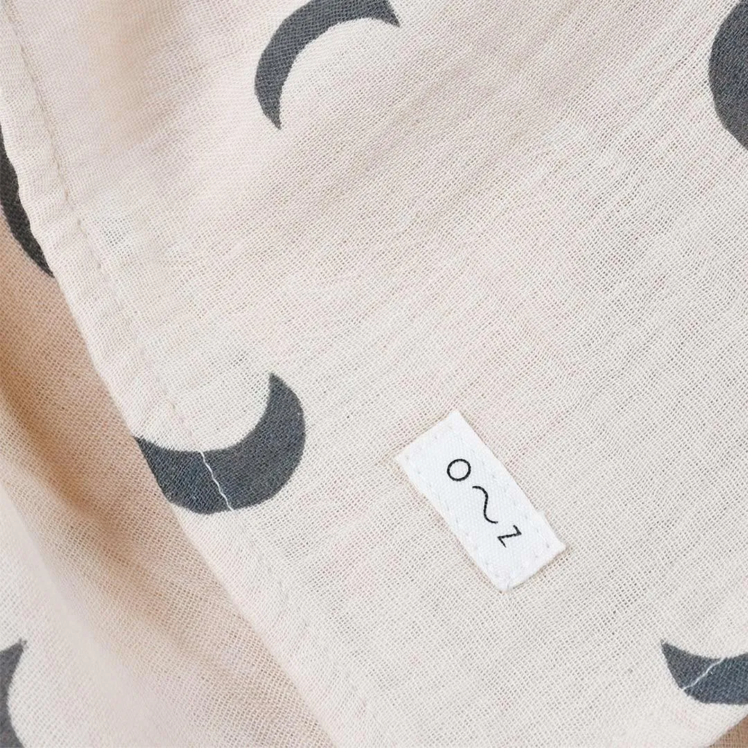 Organic Zoo Muslin - Pebble Midnight
