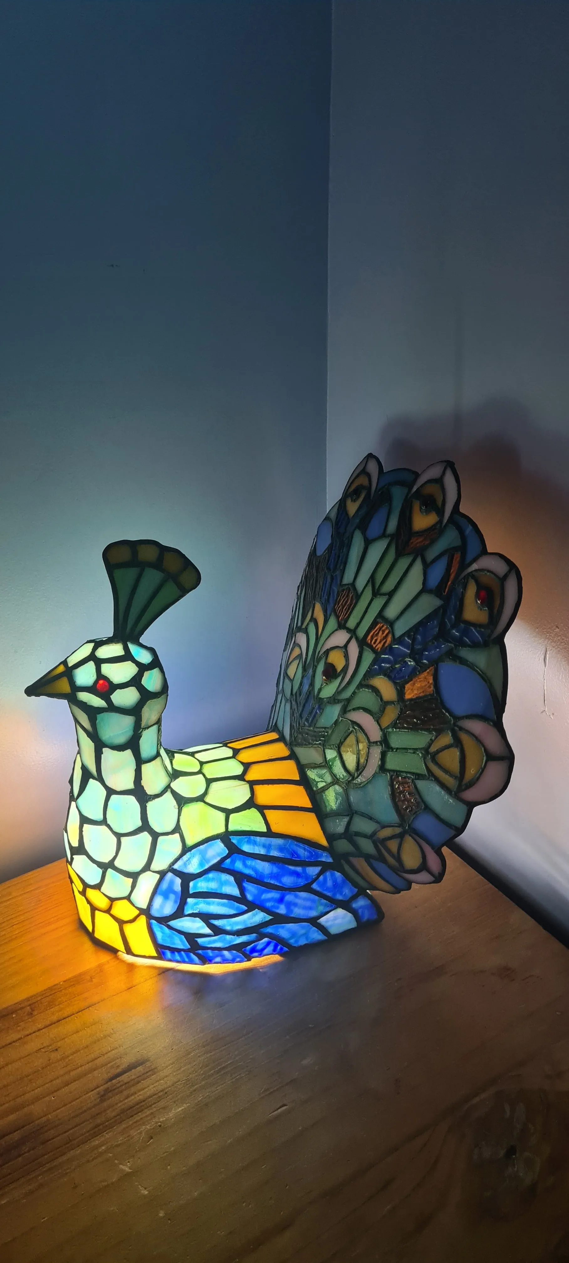 Sale💥PEACOCK STAINED GLASS LAMP