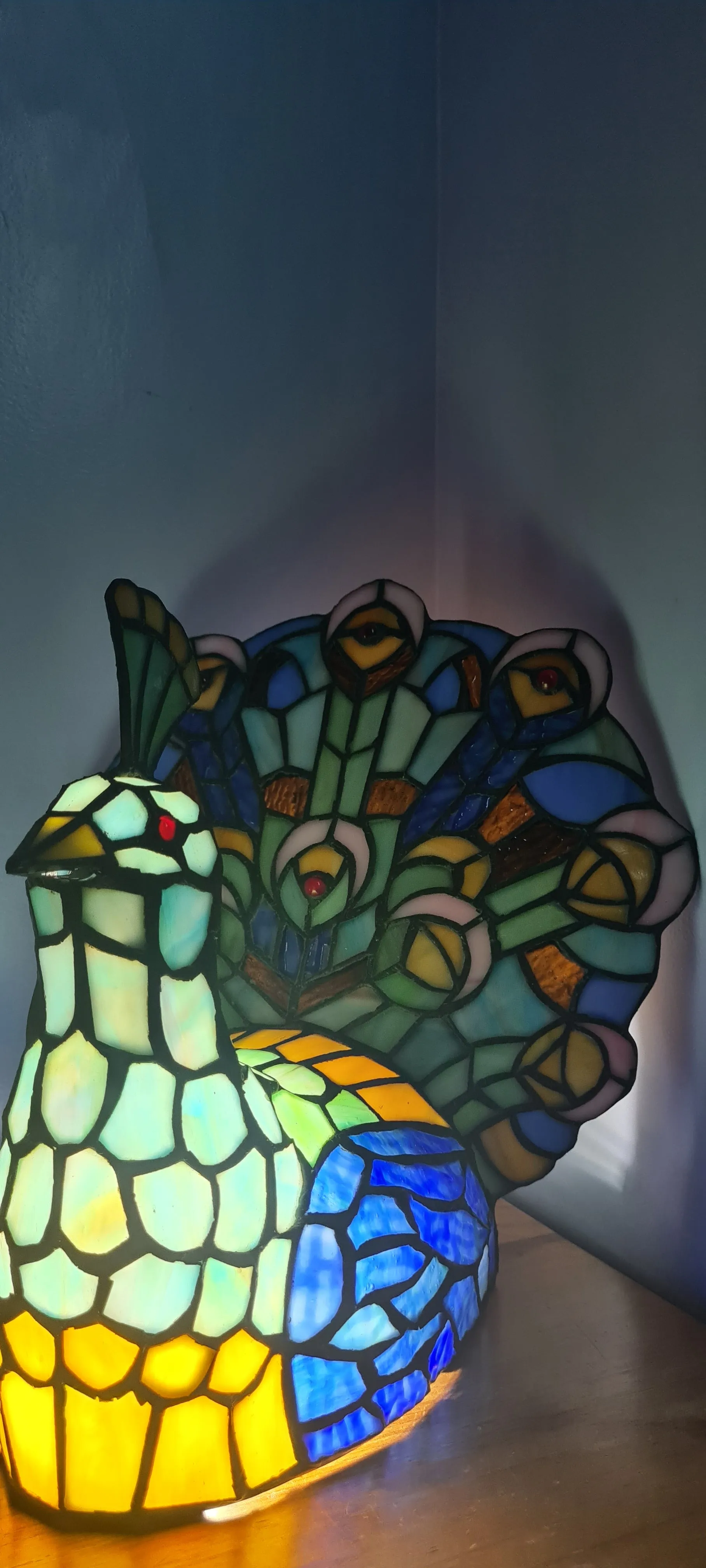 Sale💥PEACOCK STAINED GLASS LAMP