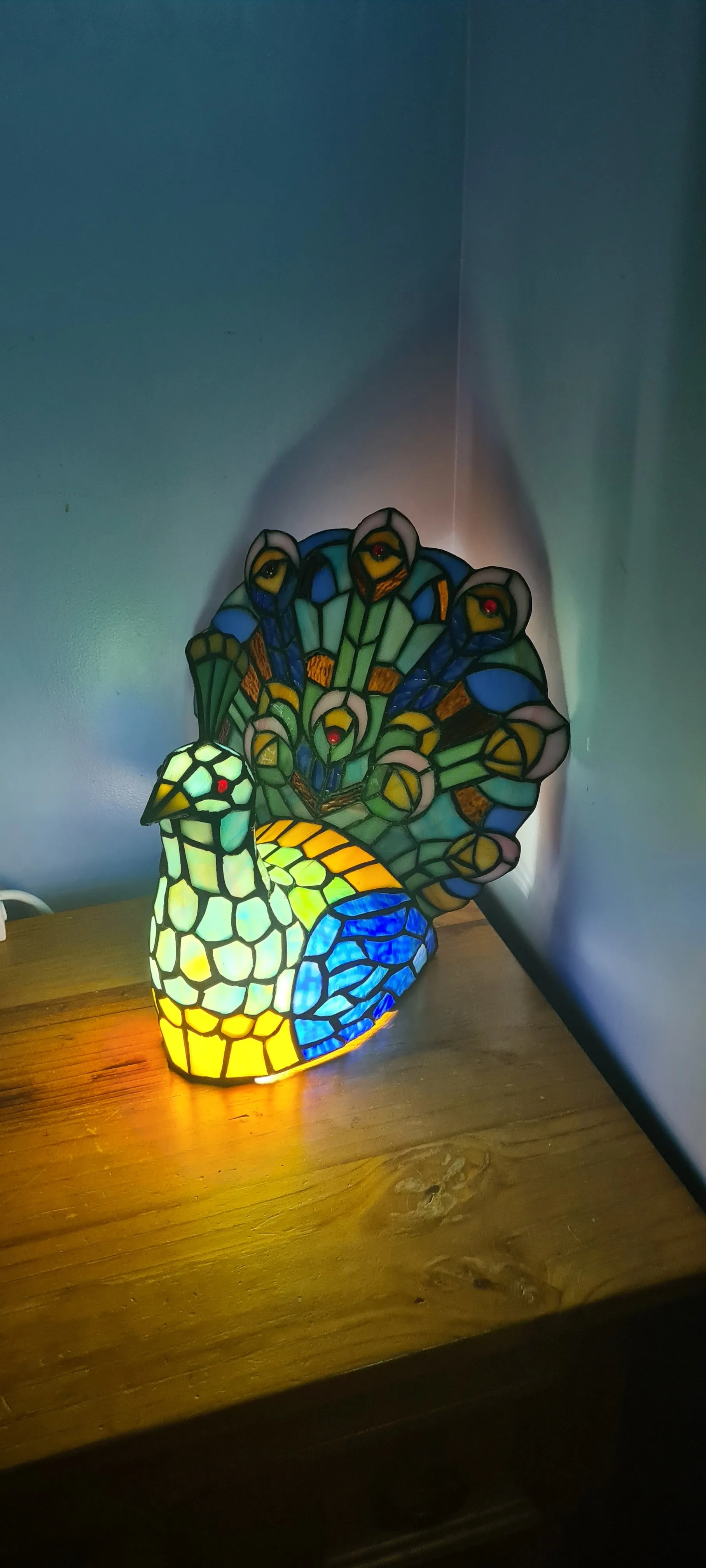 Sale💥PEACOCK STAINED GLASS LAMP