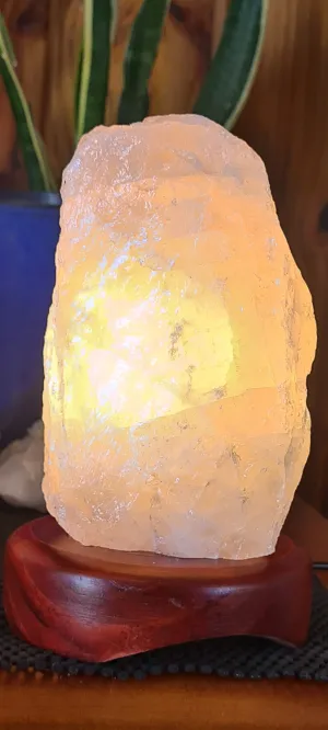 Sale🔥ROSE QUARTZ LAMP number 2